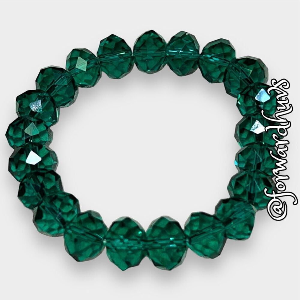 Stunning Green Faceted Glass Bead Stretch Bracelet